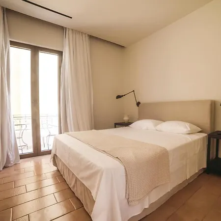 Yasemi * Argostolion