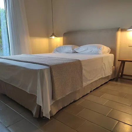 Yasemi * Argostolion