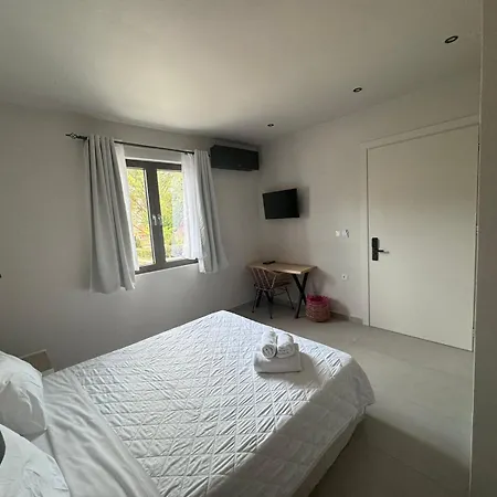 Yasemi Inn Argostoli (Kefalonia)